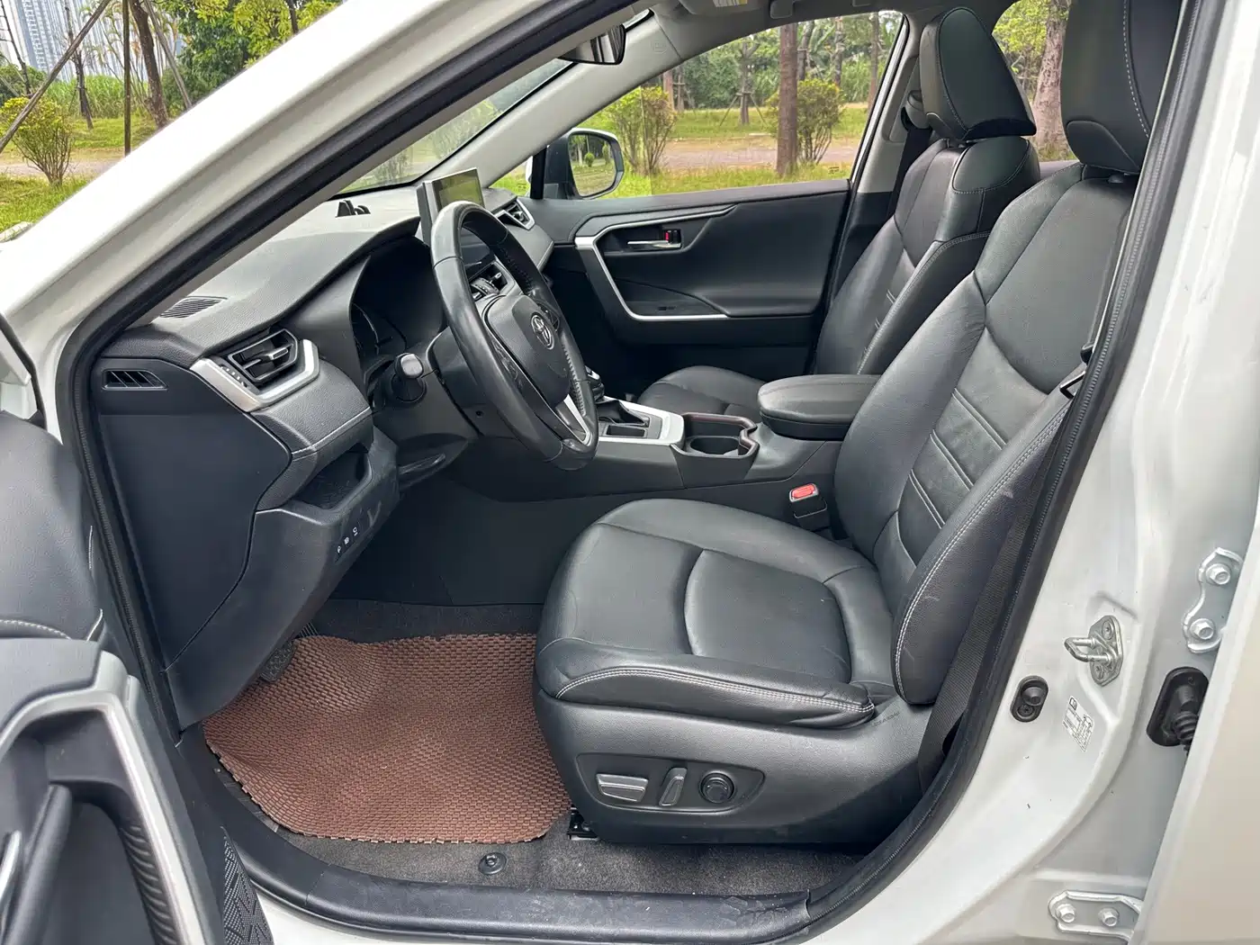 Toyota RAV4 2023 2022 2.0L CVT 2WD Trend Plus Edition