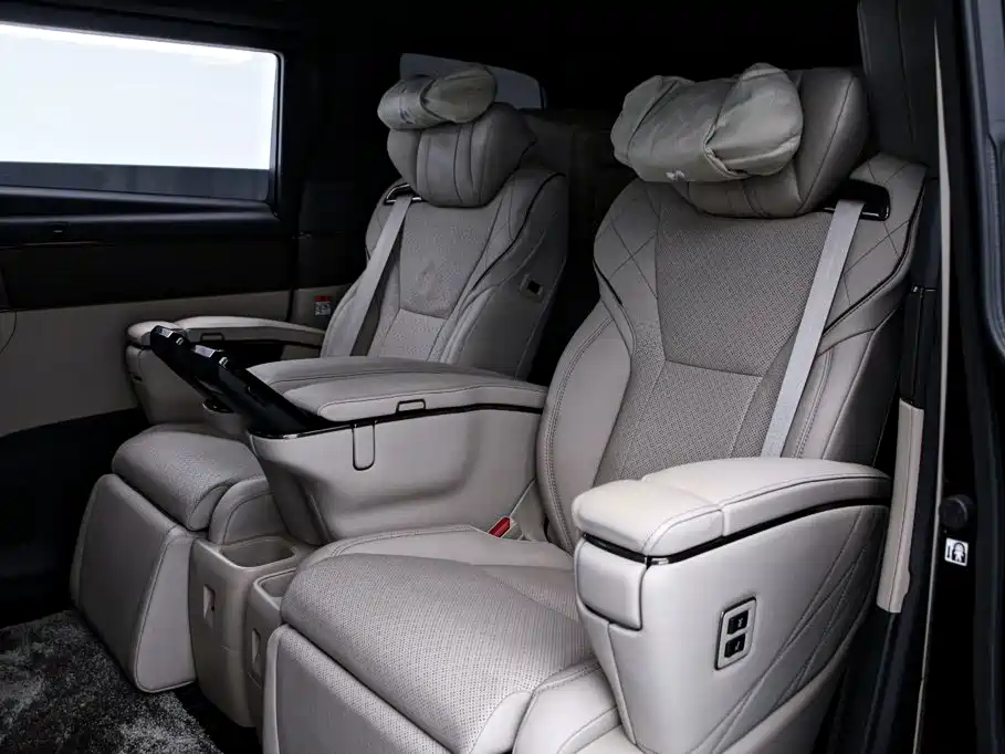 Toyota Alphard 2025 2024 Hybrid 2.5L Ultimate Enjoyment Edition