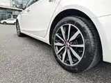 Фото 9 - Roewe i6