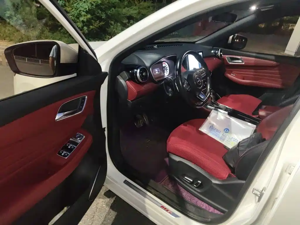 MG HS 2019 2018 30T Automatic 2WD Trophy Hormone Passion Edition China V