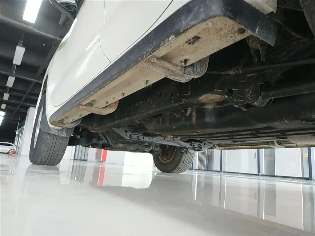 Toyota Prado 2016 2.7L Auto Standard Edition фото 21