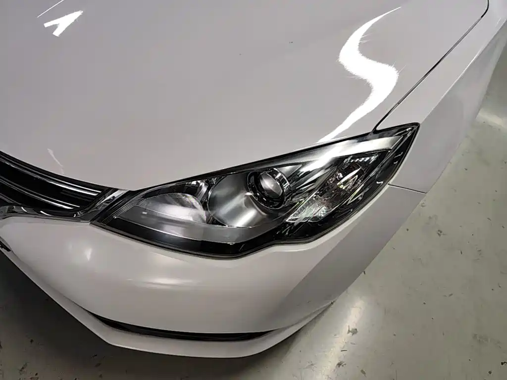 Roewe 360 2016 2015 1.5L Automatic Luxury