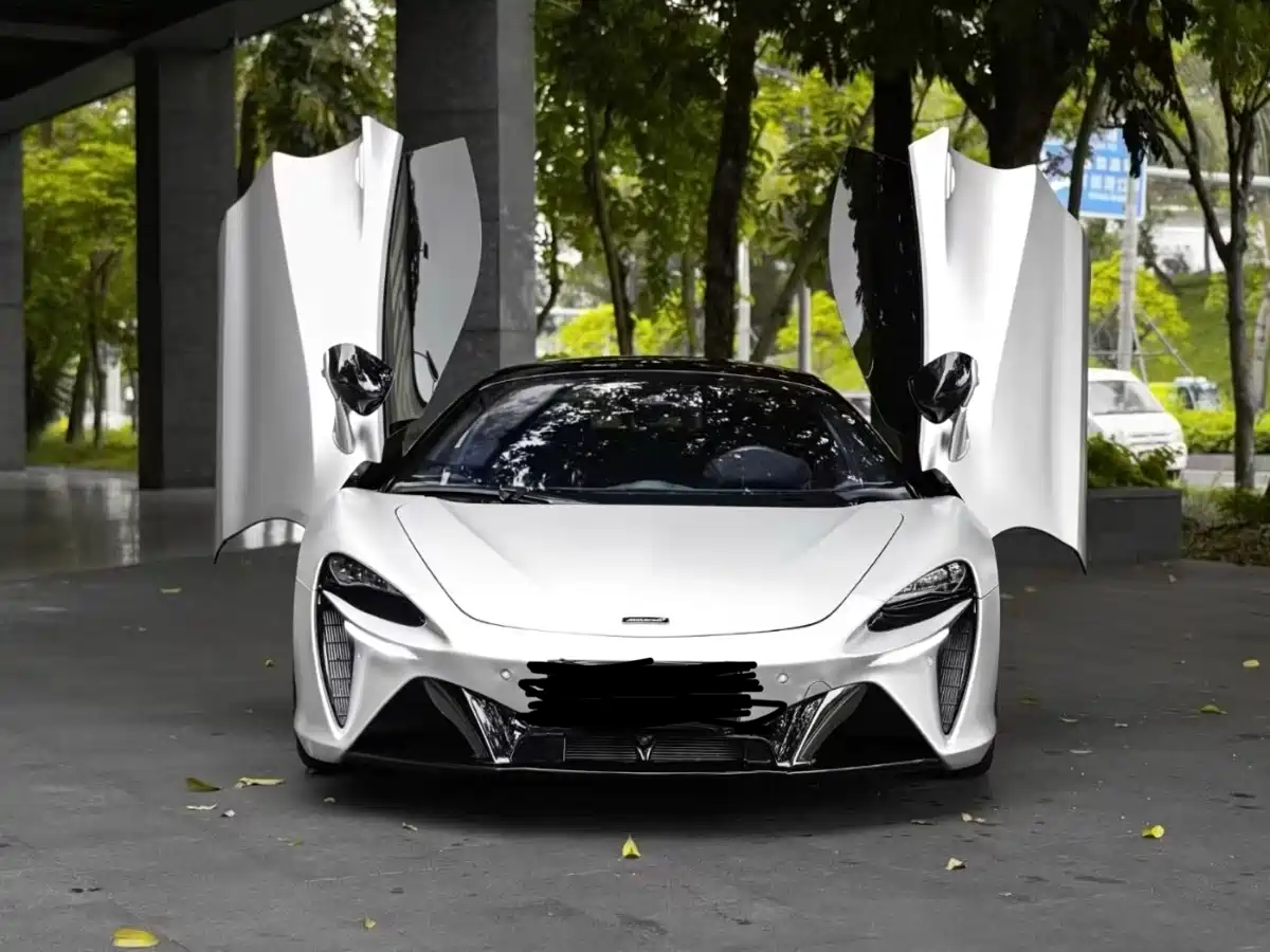 McLaren Artura 2023 3.0T Hybrid Standard