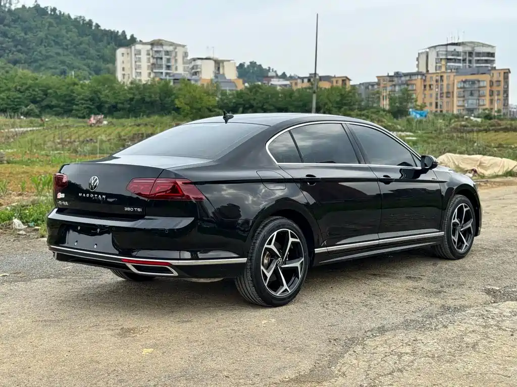 2026 Volkswagen Magotan