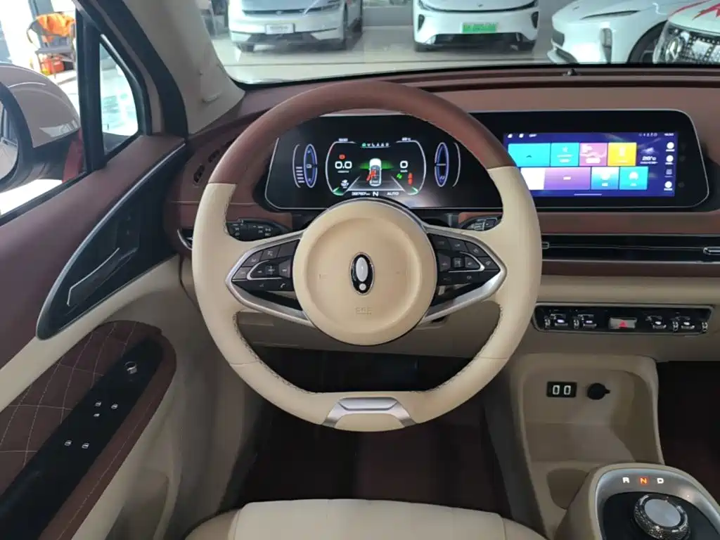 Ora Good Cat 2022 2022 400km Standard Range Luxury NMC