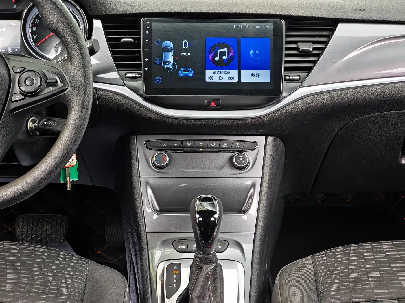 Buick Verano 2016 Hatchback 15S Automatic Leading фото 10