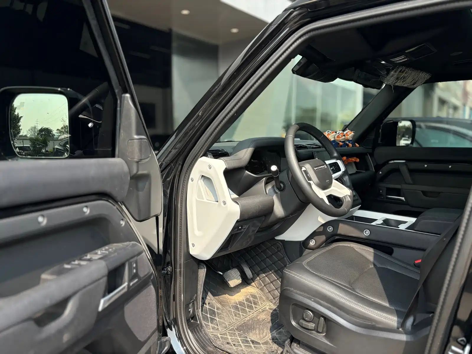صورة 7 - Land Rover Defender