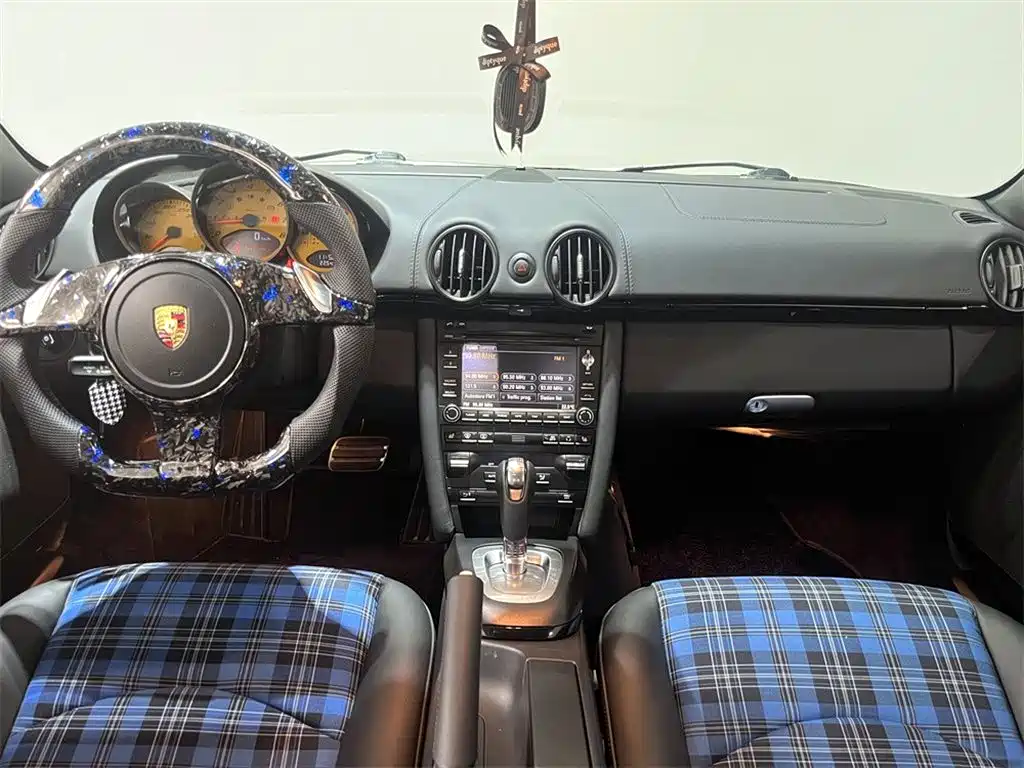 صورة 6 - Porsche Cayman