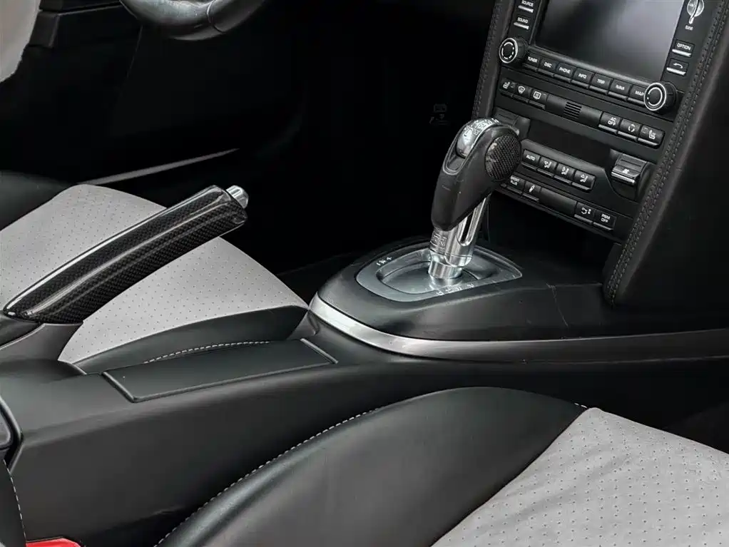 Porsche 911 2010 Turbo S 3.8T фото 13