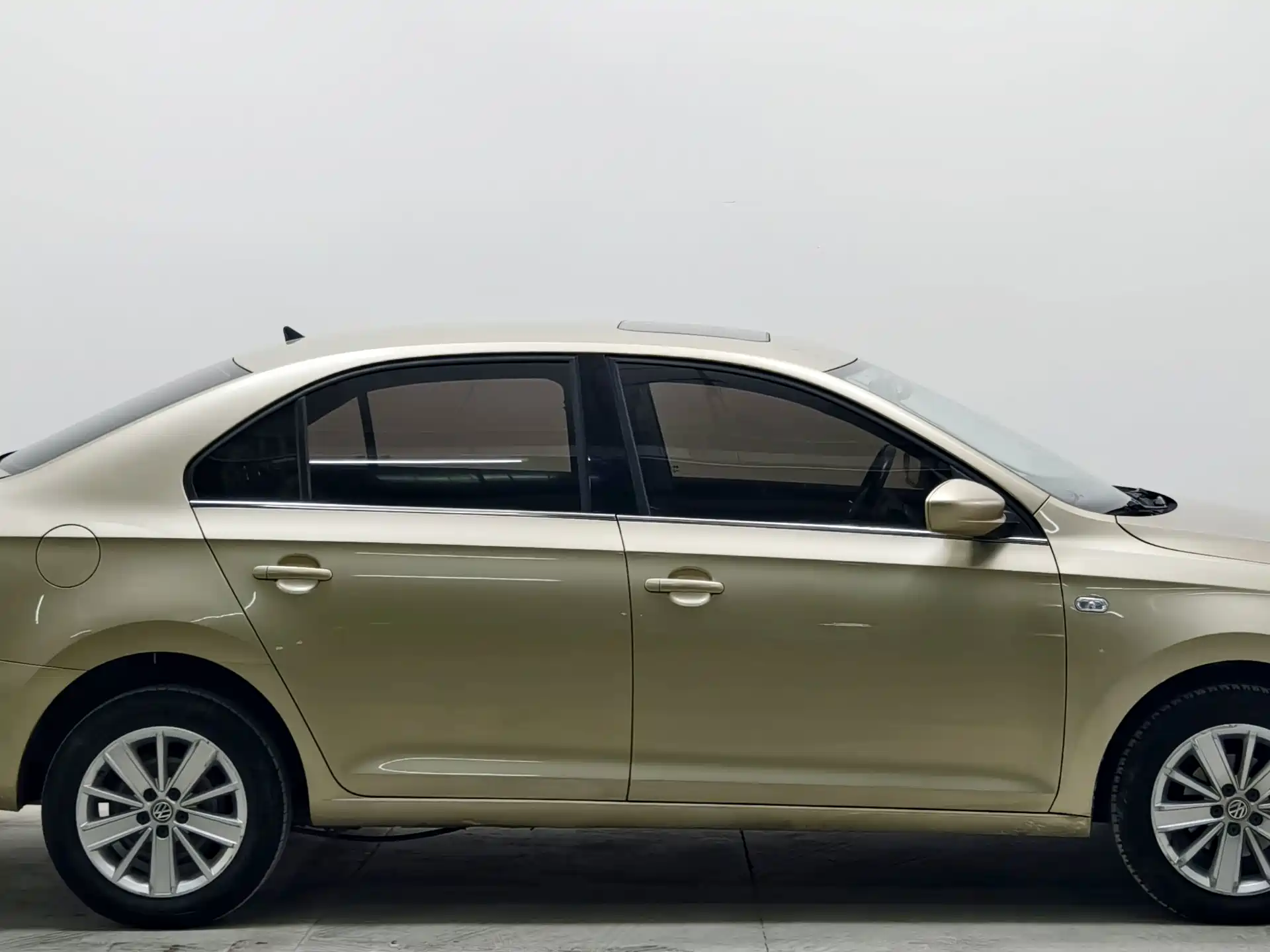 صورة 8 - Volkswagen Santana