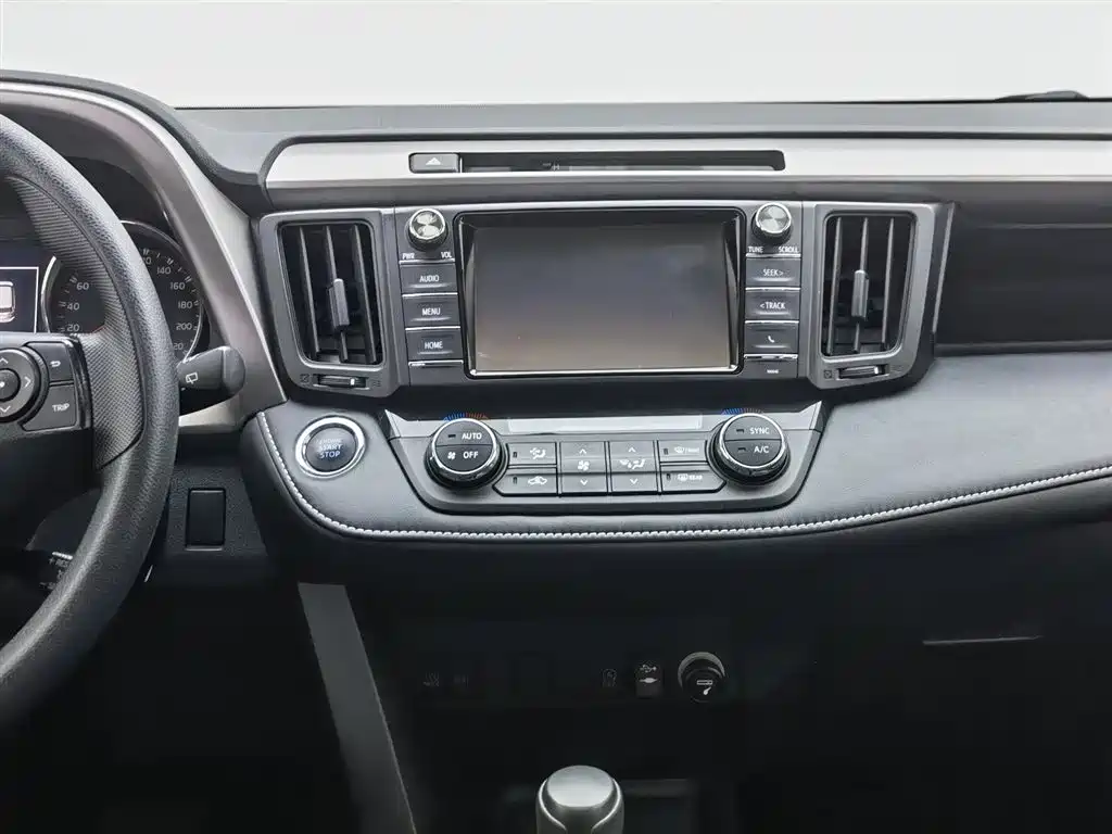 Toyota RAV4 Rongfang 2019 2.0L CVT 2WD Trend X Limited Edition China V фото 12