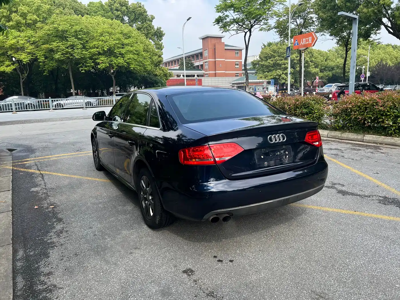Audi A4L 2012 2.0 TFSI Auto Comfort фото 5