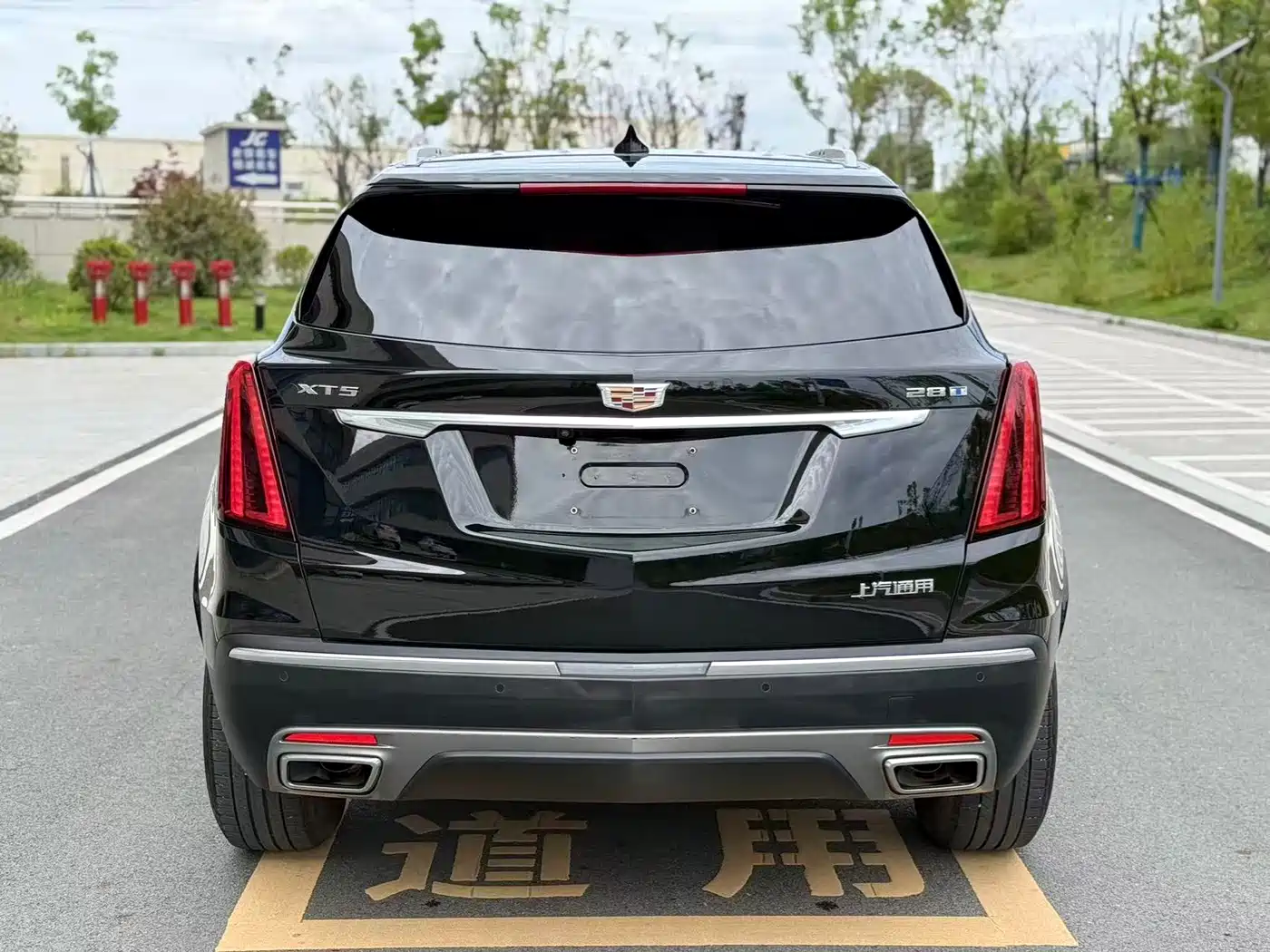 Cadillac XT5 2022 2.0T 2WD Luxury фото 8