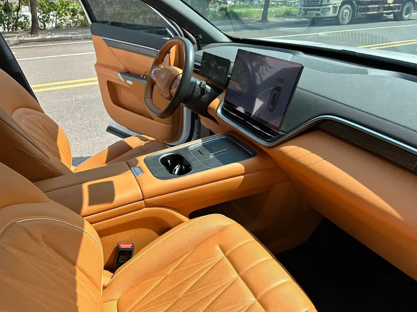 Dongfeng Yipai eπ008 2025 2025 210Ultra Range Extender 5-Seater
