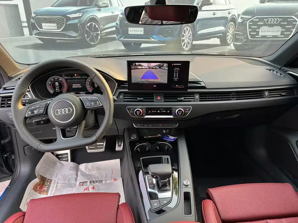 Audi A4L 2025 2025 2 Million Celebration Edition 40 TFSI Luxury Dynamic