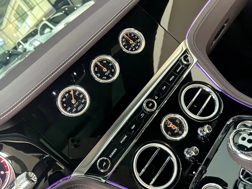 Фото 16 - Bentley Continental