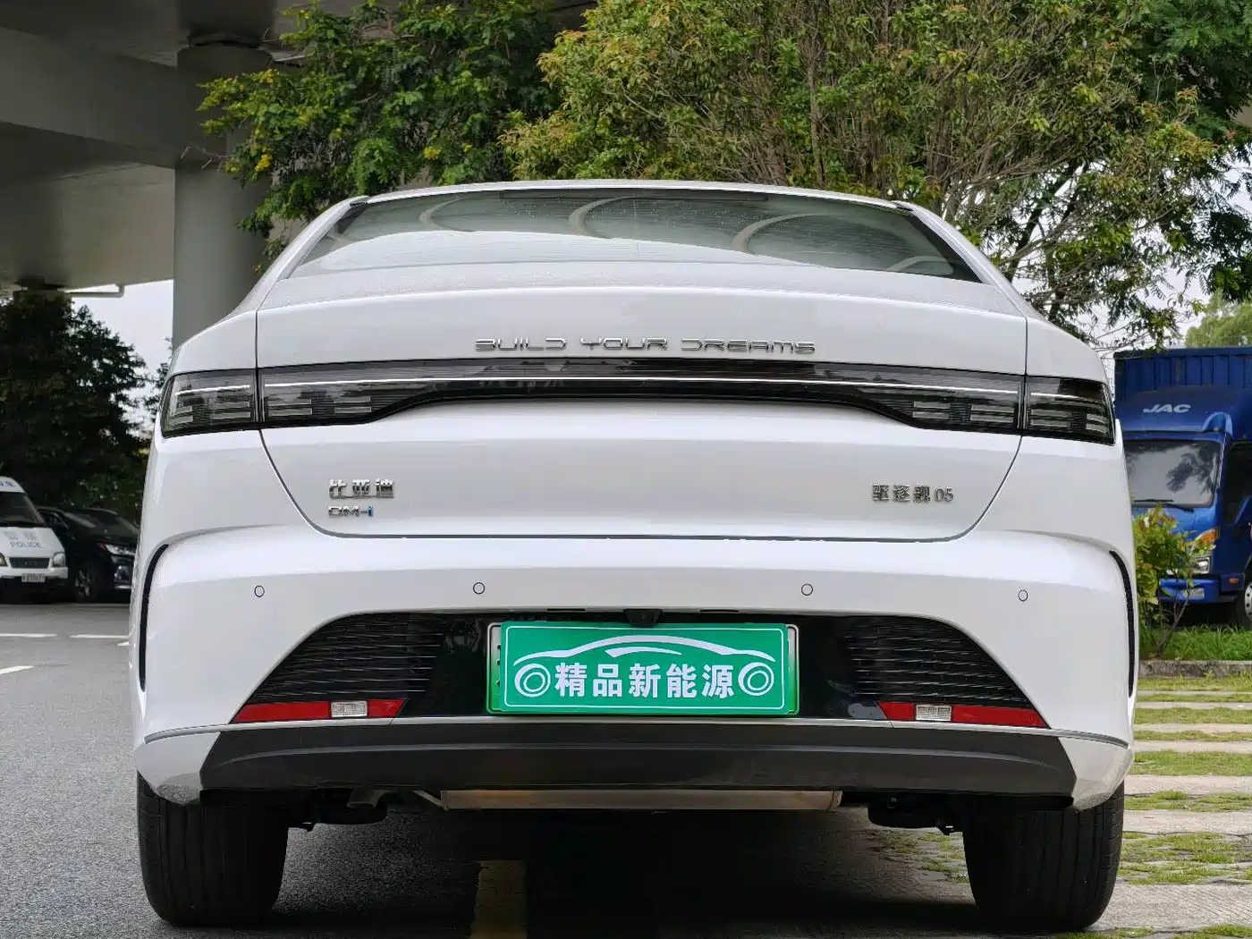 BYD Destroyer 05 2024 Glory Edition DM-i 55KM Luxury фото 5