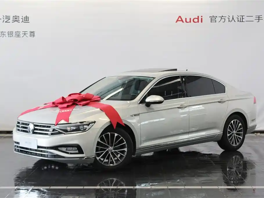 Volkswagen Magotan 2020 330TSI DSG Luxury фото 3
