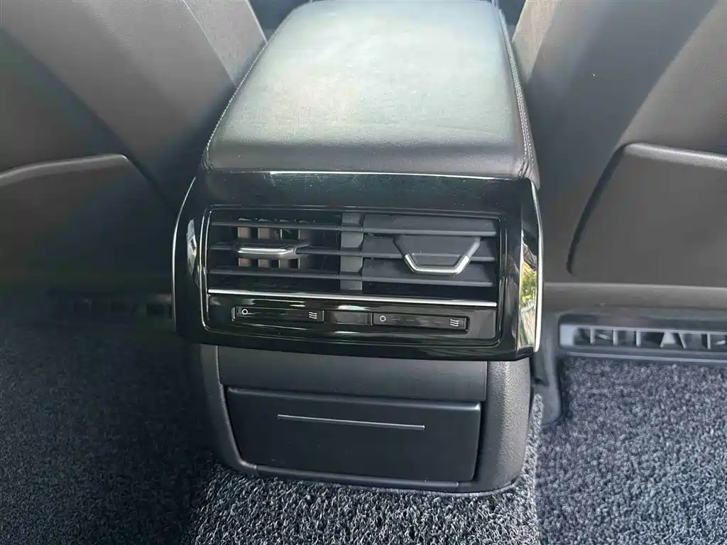 Audi A8 2018 A8L 55 TFSI quattro Launch Premium фото 21