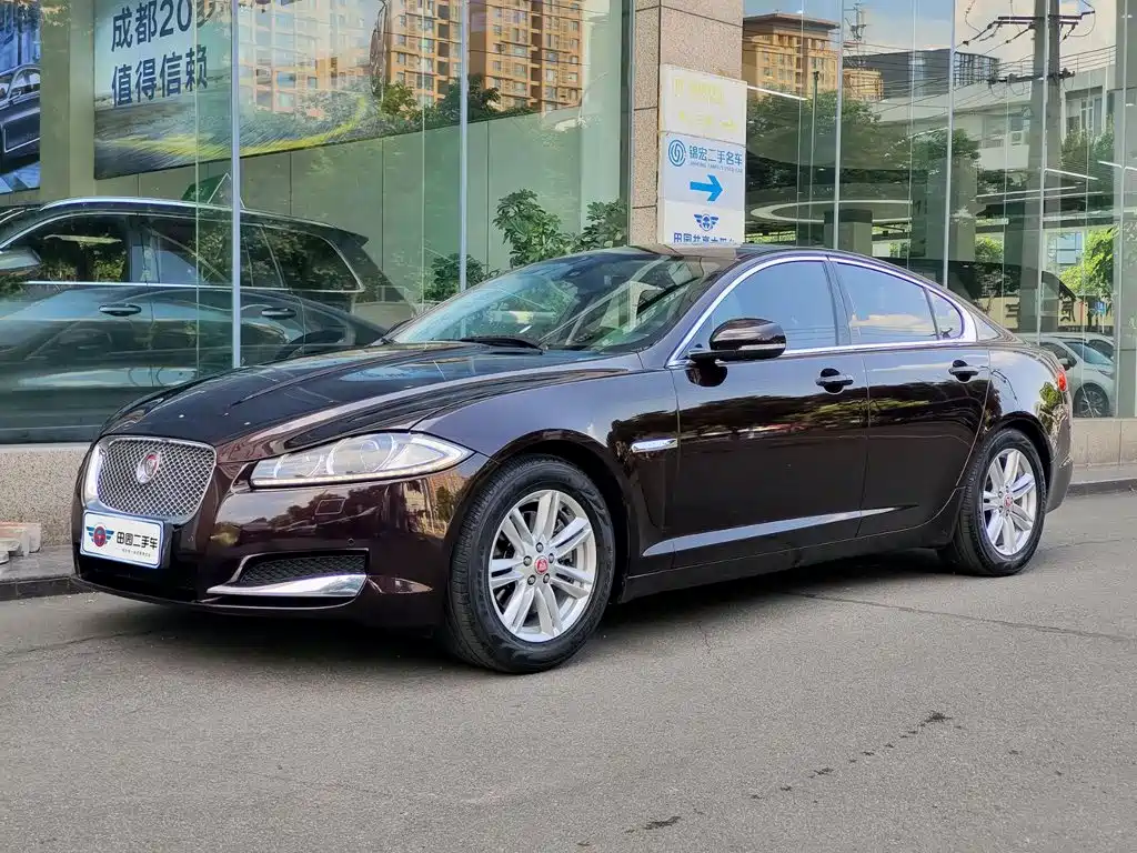 Jaguar XF 2015 2015 XF 2.0T Style Edition
