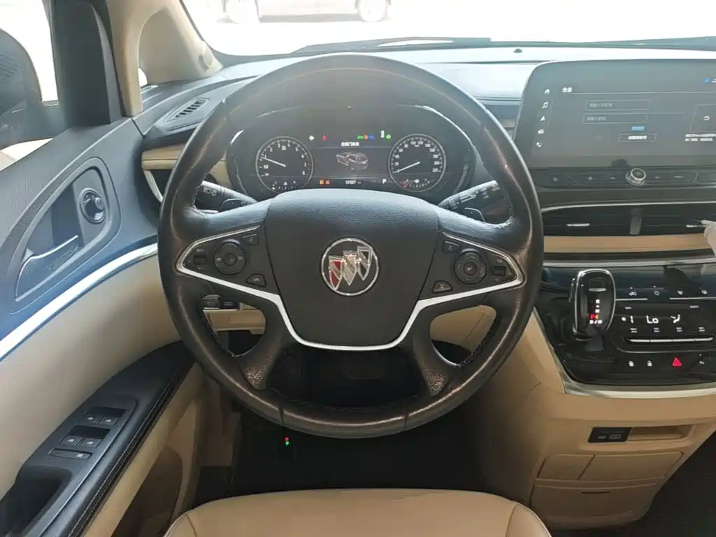 BUICK GL8