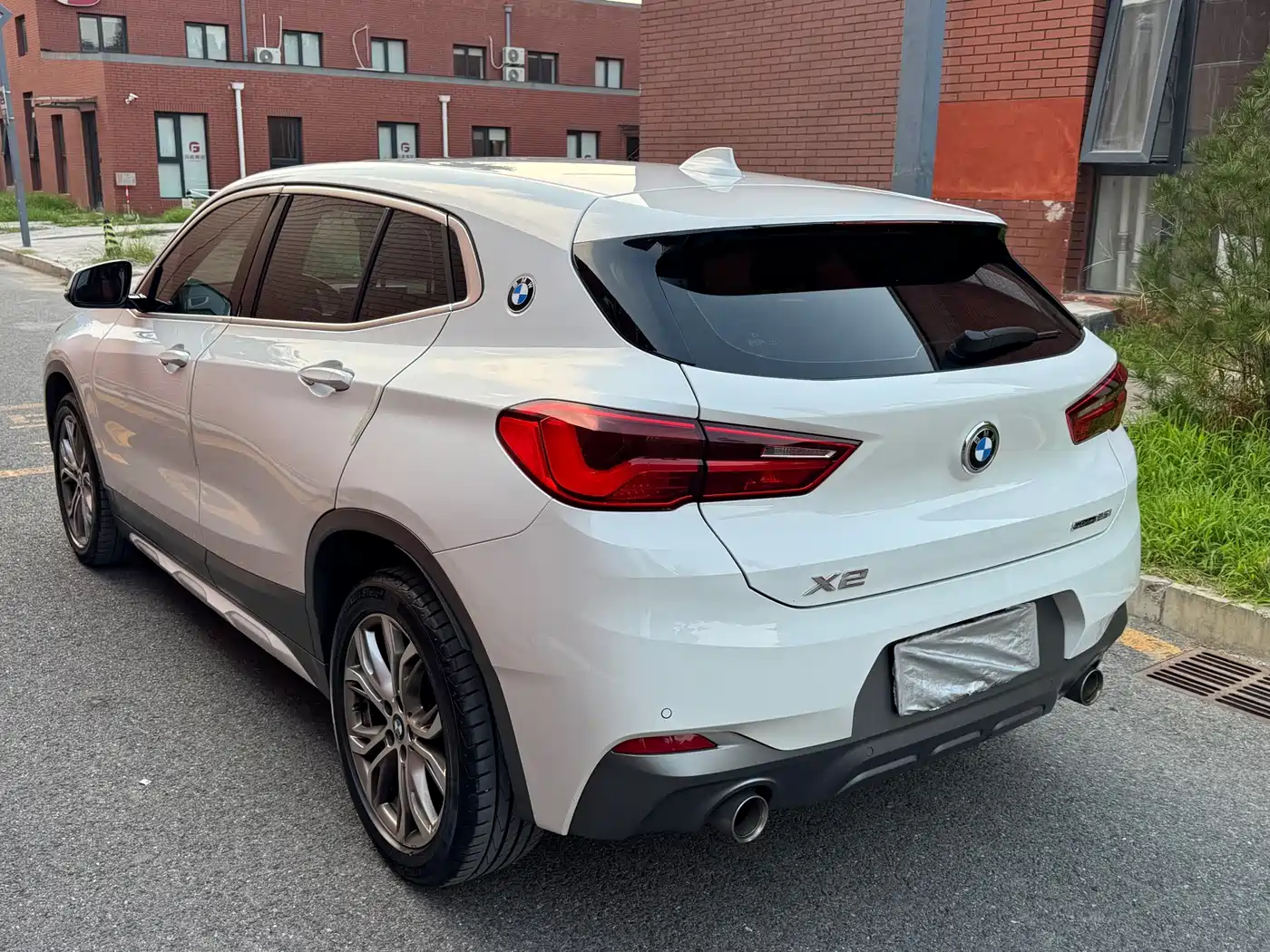BMW X2 (Import) 2019 2019 sDrive25i Leading M Off-Road Package China VI