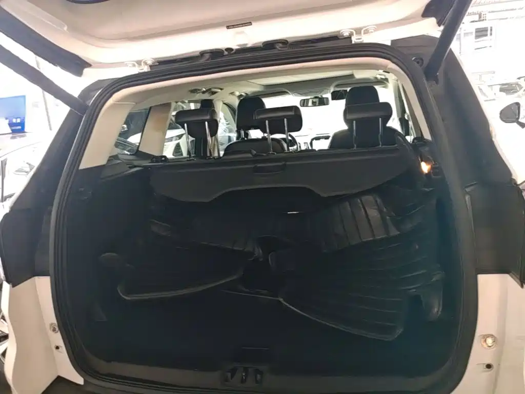Photo 19 - Ford Kuga