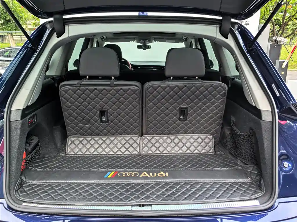 Audi Q7 2021 45 TFSI quattro S line Luxury фото 26