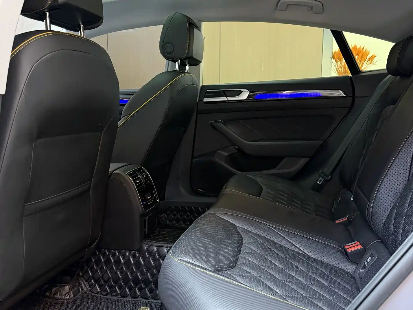 Photo 21 - Volkswagen CC
