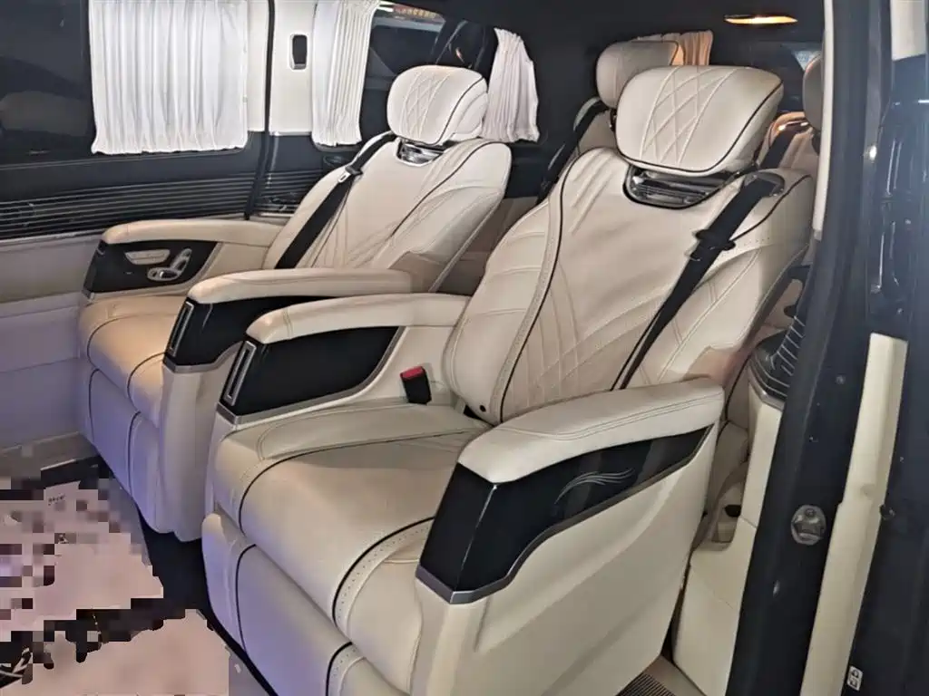 Mercedes-Benz V-Class 2021 V 260 Pilot Edition фото 17