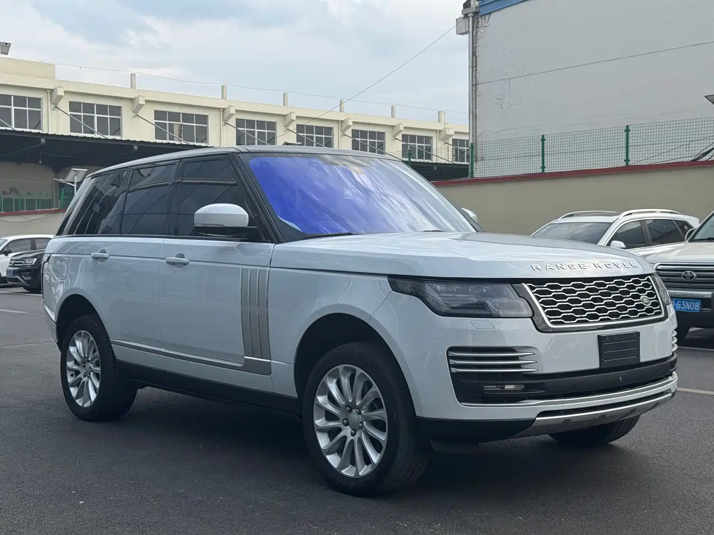 Land Rover Range Rover 2017 3.0 SC V6 Vogue фото 3
