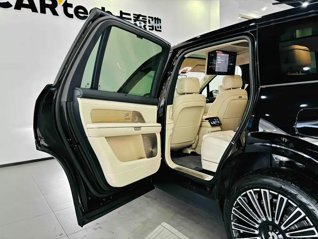 NIO ES8 2026 2025 Model 6-Seat Executive Luxury Edition
