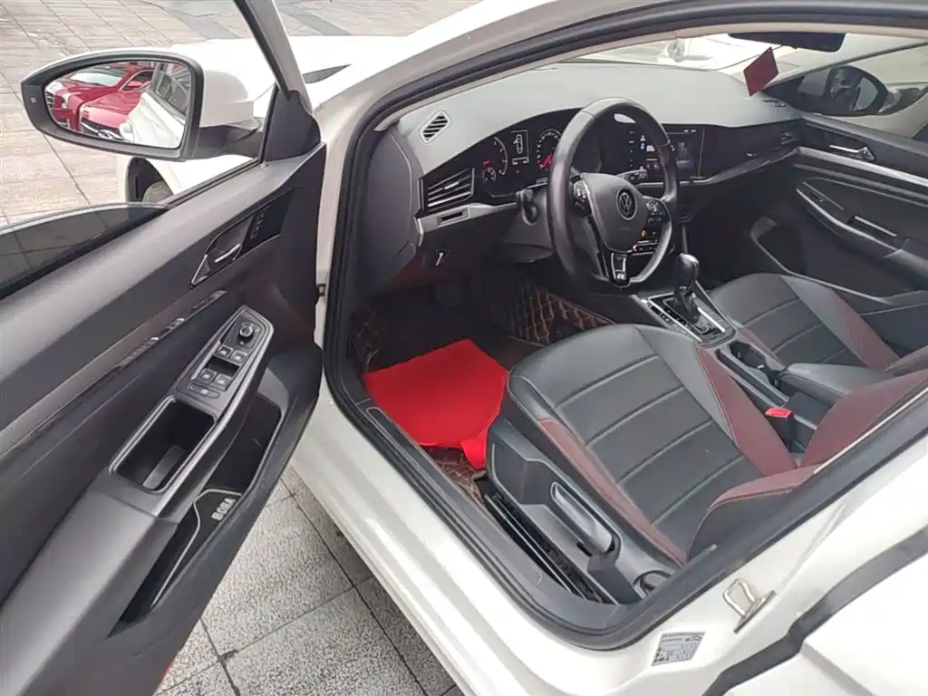 Volkswagen Bora 2021 1.5L Automatic Elite Smart Edition фото 16