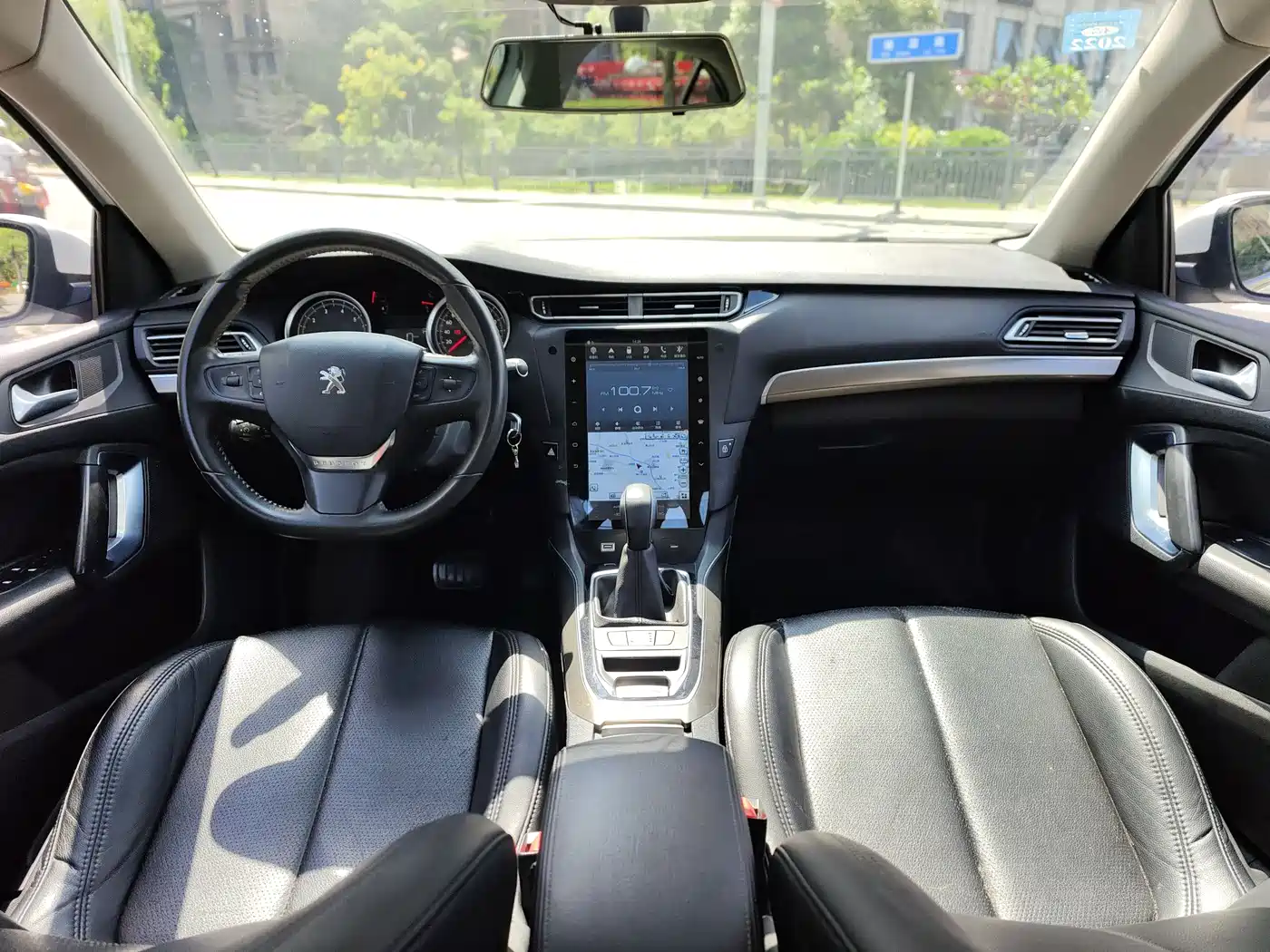 Peugeot 408 2018 Facelift 350THP Automatic Luxury фото 12