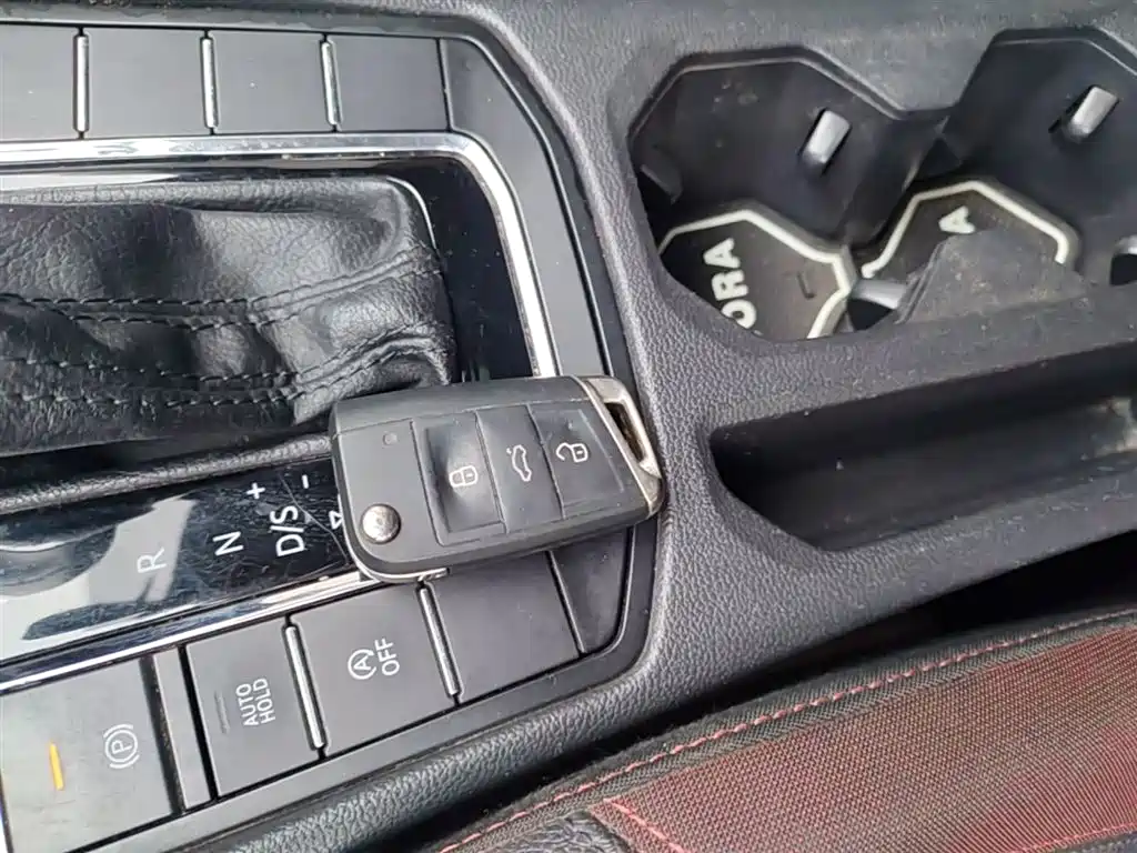 Volkswagen Bora 2021 1.5L Automatic Elite Smart Edition фото 9