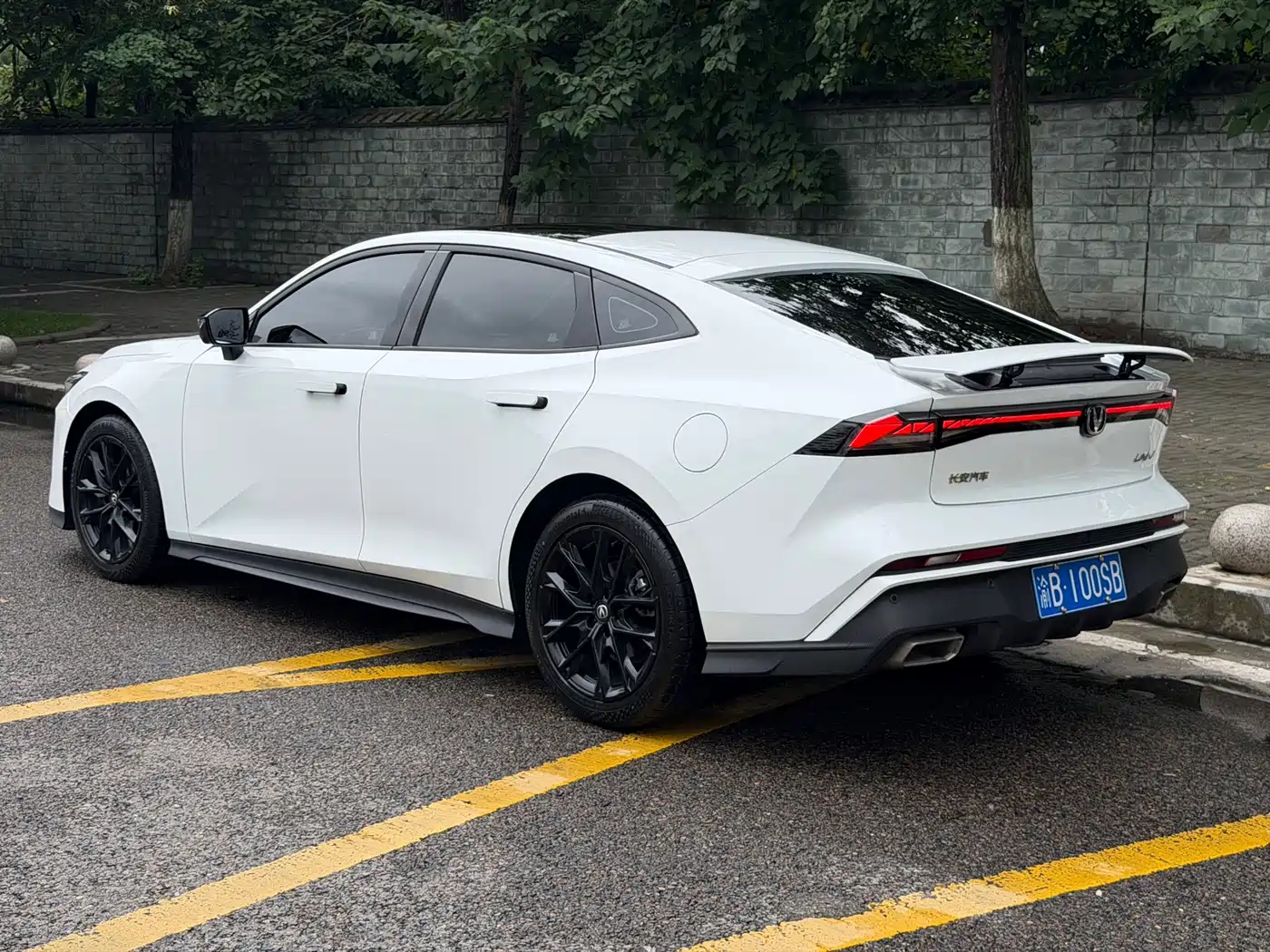 CHANGAN UNI-V