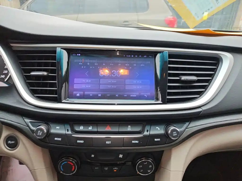 Фото 13 - Buick Excelle