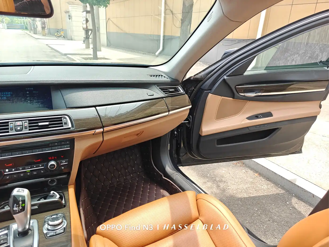 BMW 7 Series 2009 730Li Luxury фото 14