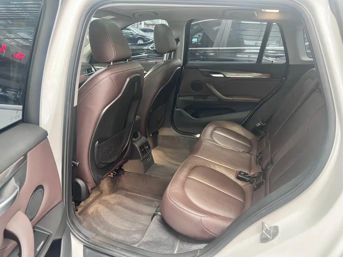 BMW X1 2019 sDrive18Li Premium Model фото 9