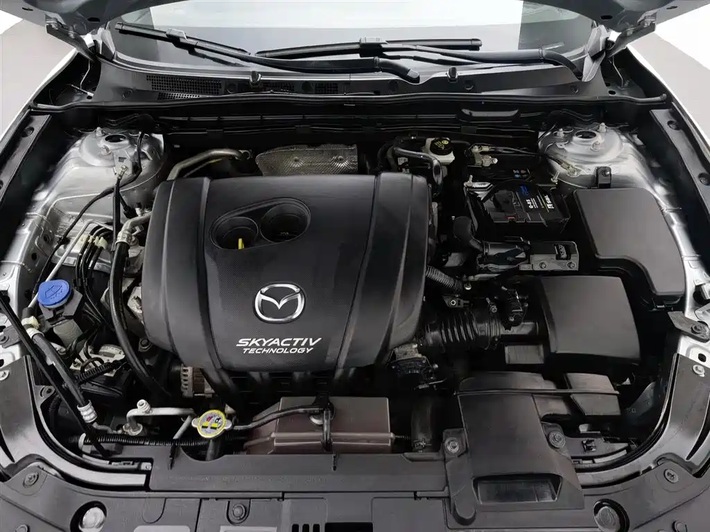 Mazda CX-4 2018 Model 2.0L Automatic 2WD Skyactiv Dynamic (China V) фото 6