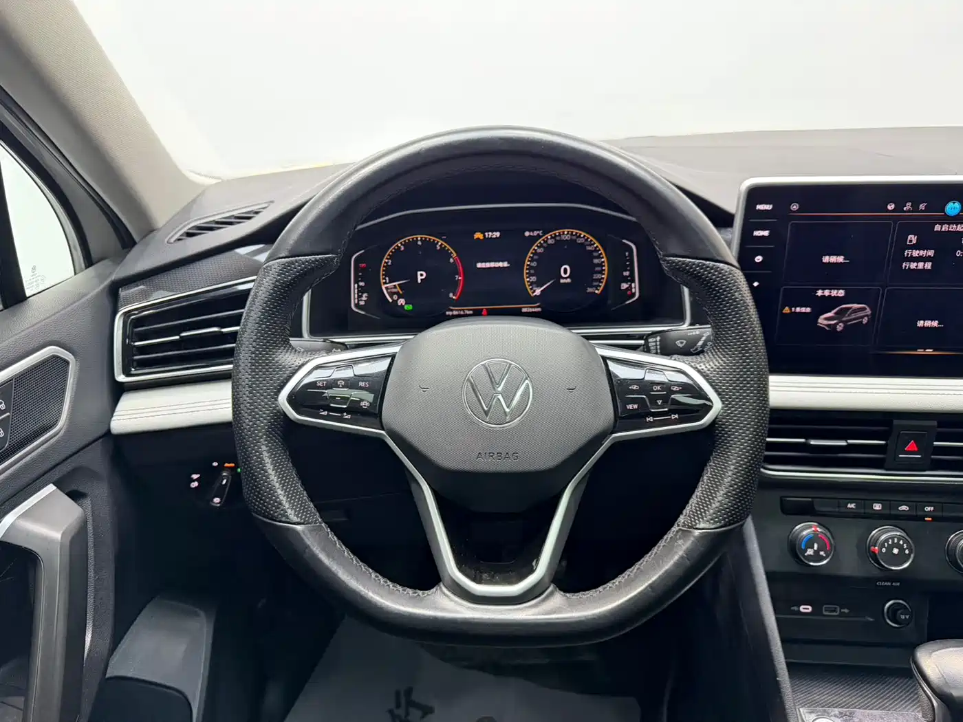 Volkswagen Tiguan L 2023 280TSI 2WD Trend Limited Edition фото 13