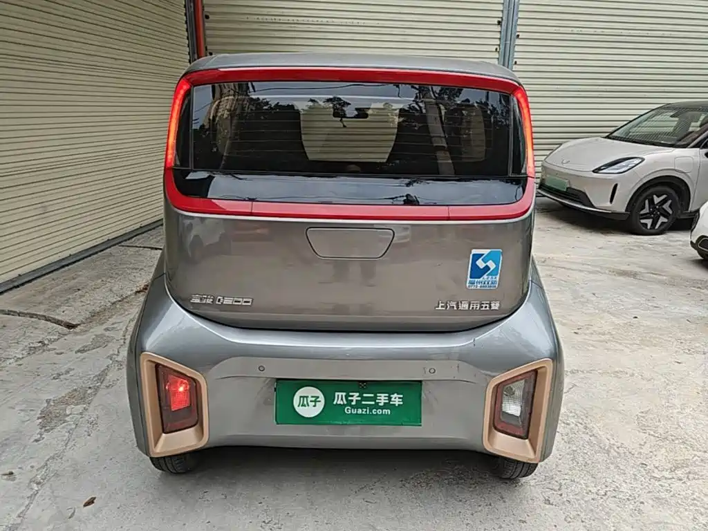 Фото 6 - Baojun E200