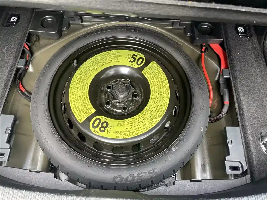 Audi A4L 2022 40 TFSI Luxury Dynamic фото 24