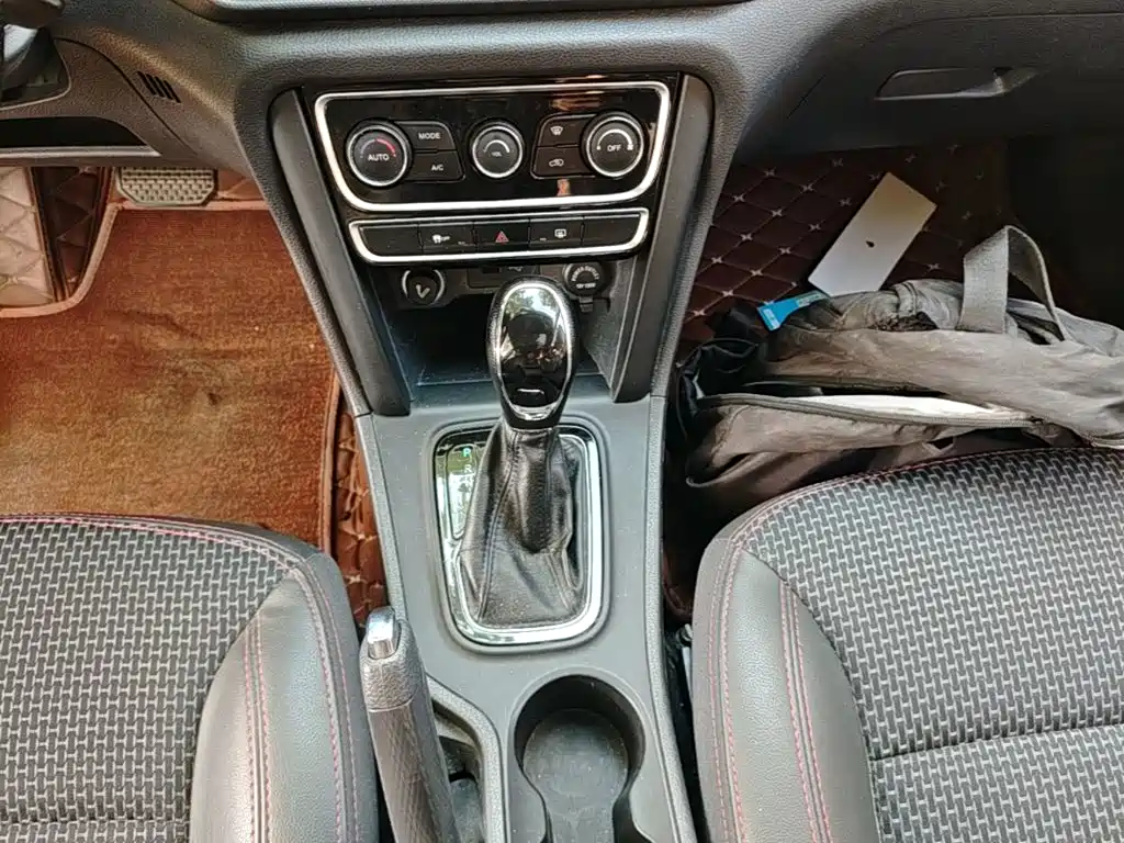 Chery Tiggo 3 2017 2016 1.6L CVT Smart Edition