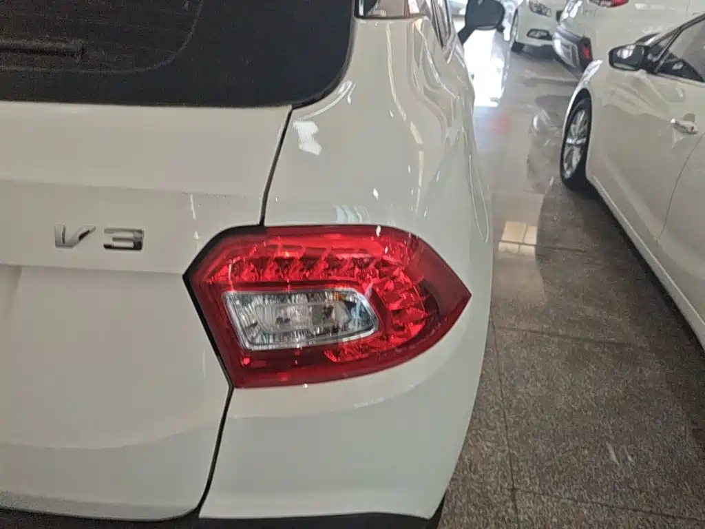 Zhonghua V3 2017 2016 1.5L Manual Smart