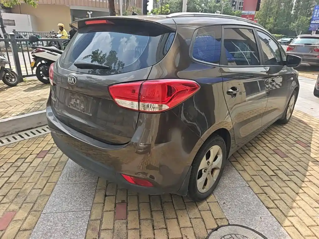 Kia Carens 2016 2013 2.0L 7-Seat Auto Standard China IV