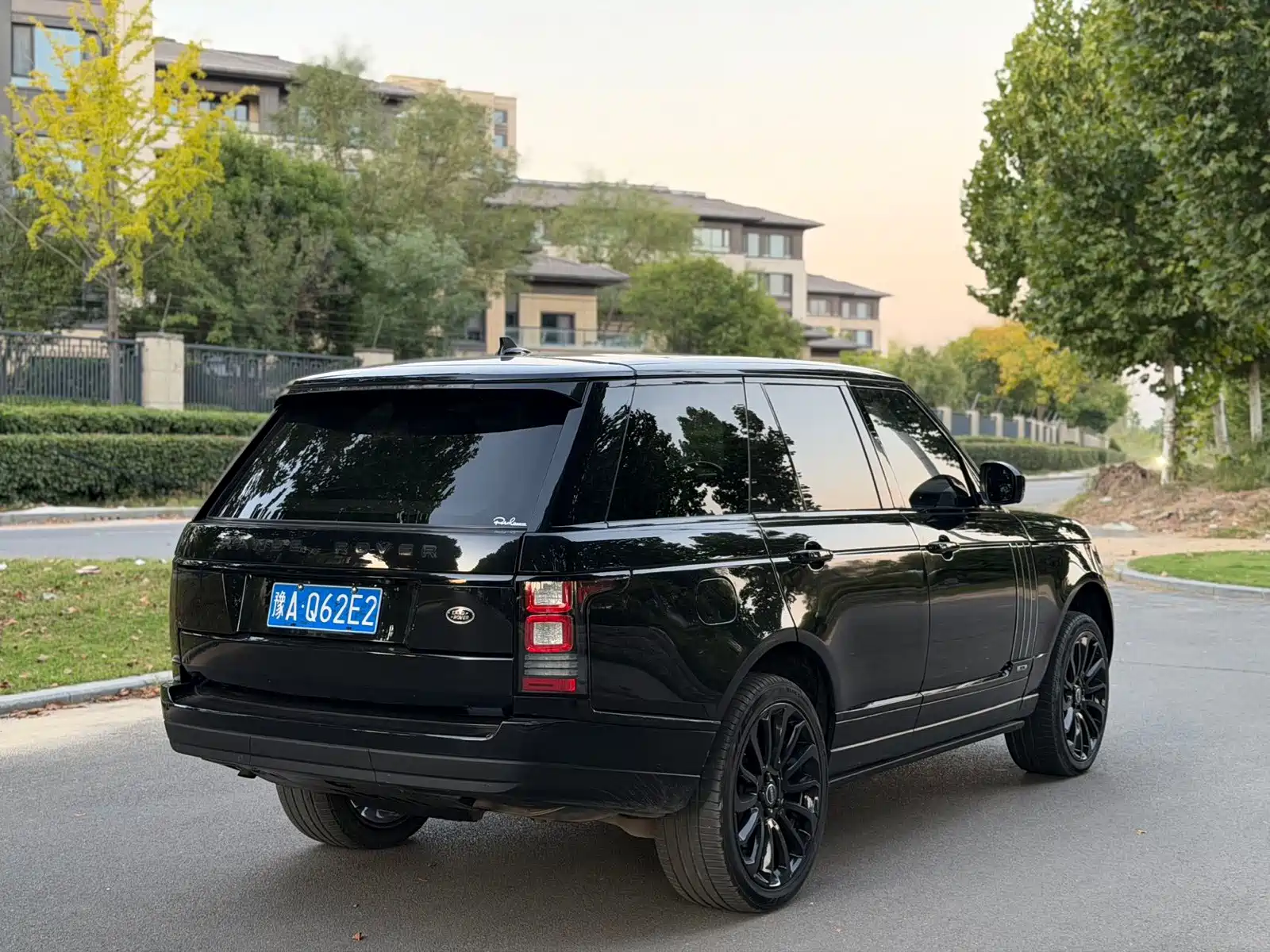 Фото 9 - Land Rover Range Rover