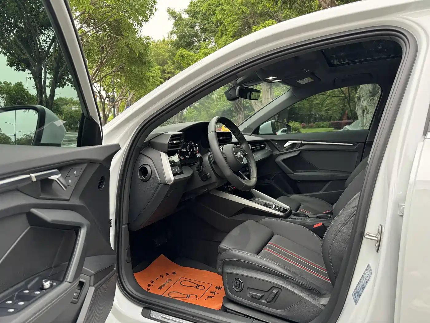 Audi A3 2021 Sportback 35 TFSI Premium Life Edition фото 4