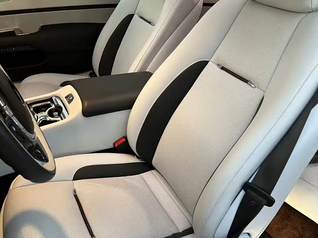 Rolls-Royce Wraith 2013 6.6T Standard фото 6