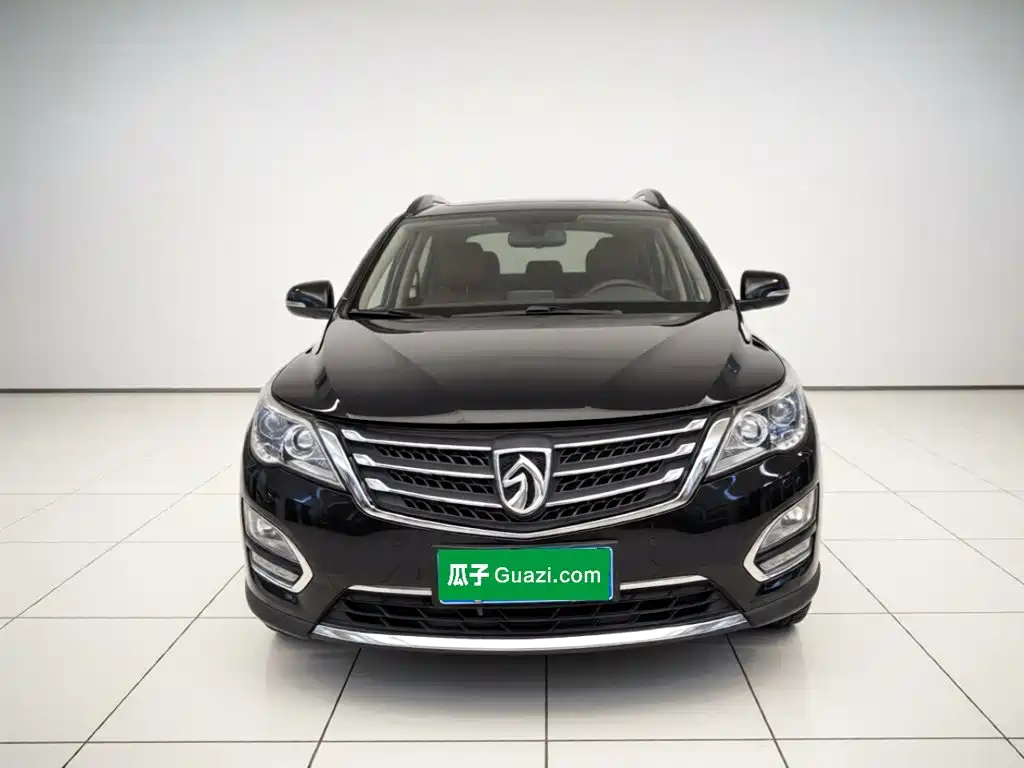 Baojun 560 2015 2015 1.8L Manual Luxury